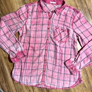 maurices pink plaid button down❣️